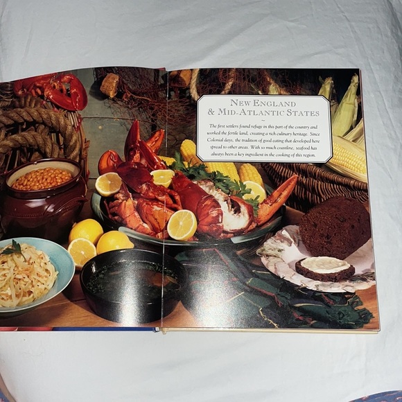 hardback book Best of America- Traditional Regional Recipes 1994 - Picture 7 of 16